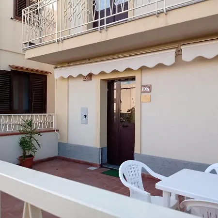 Casa Cecilia * Gallico Marina